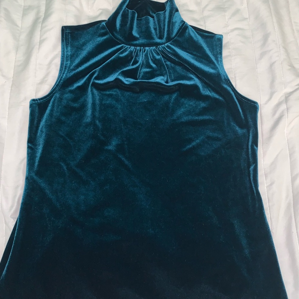 Susan Graver blouse